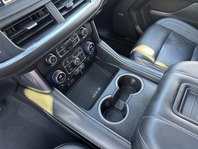 Used 2022 Chevrolet Tahoe Z71 w/ Luxury Package AWD/4WD image 33