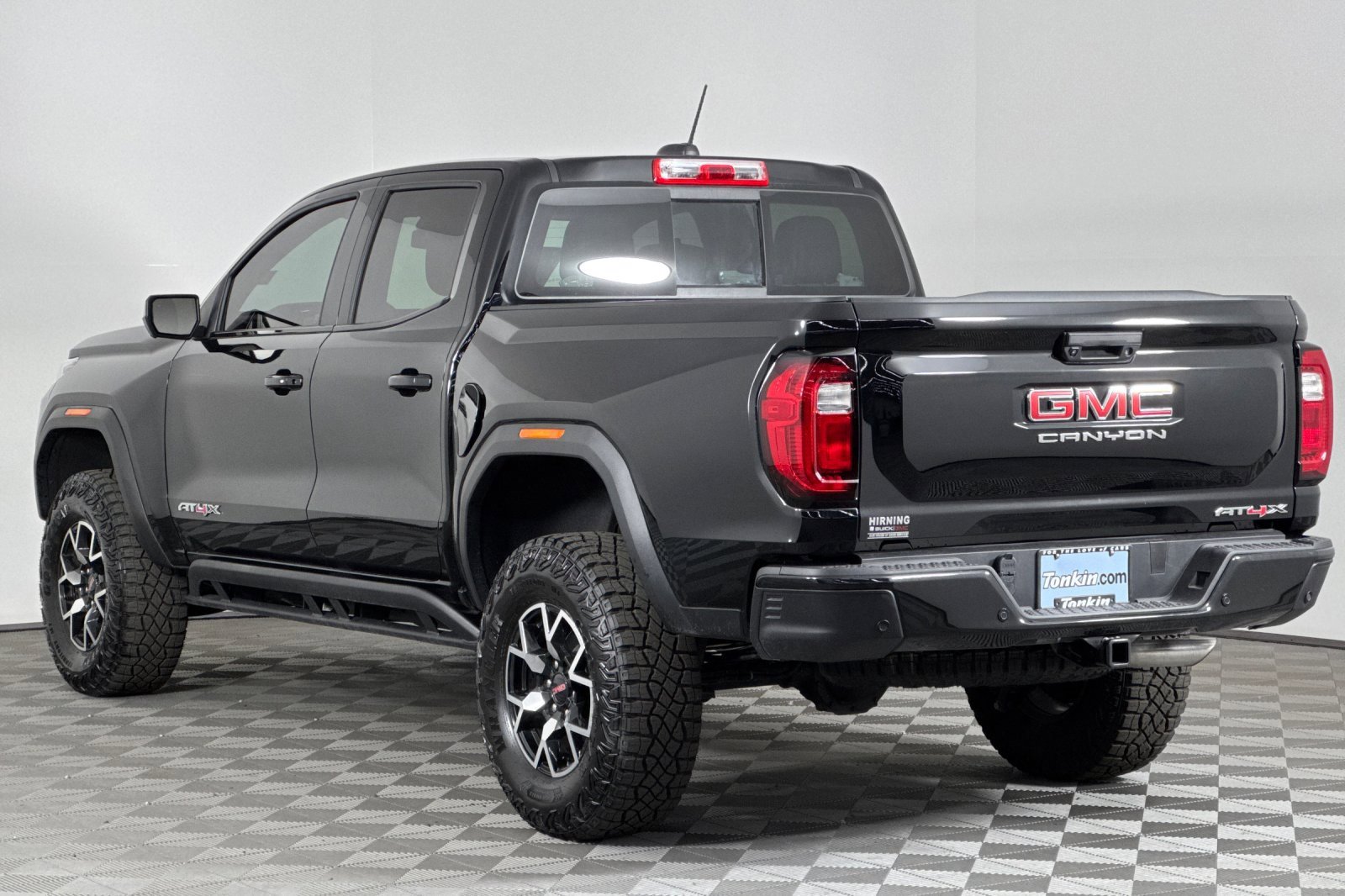 Certified 2024 GMC Canyon AT4X image 6