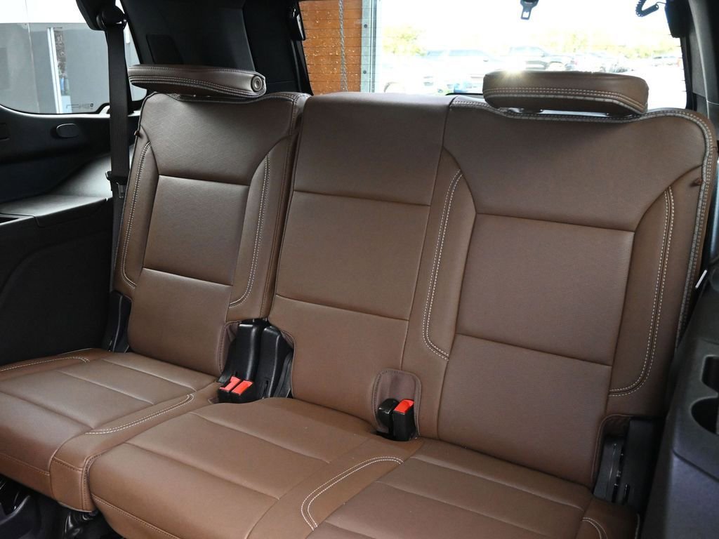 Used 2024 Chevrolet Tahoe High Country w/ Advanced Technology Package image 22