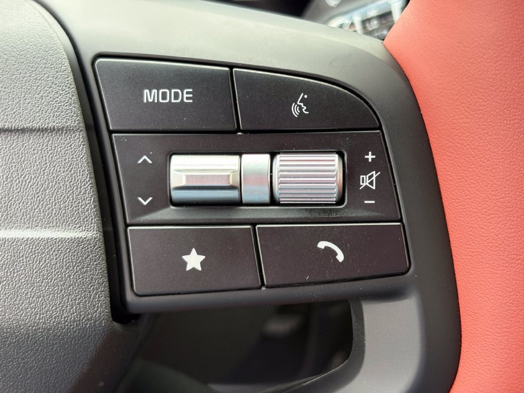 New 2026 Kia Sportage SX FWD image 25