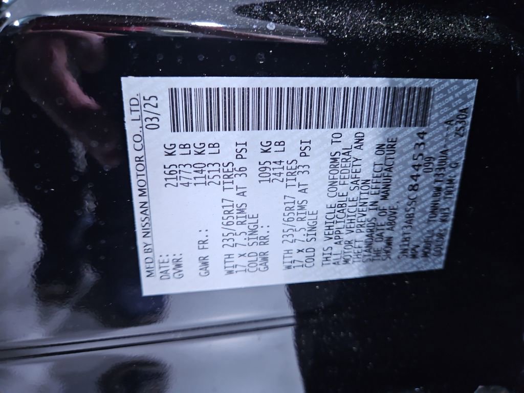 New 2025 Nissan Rogue S image 28