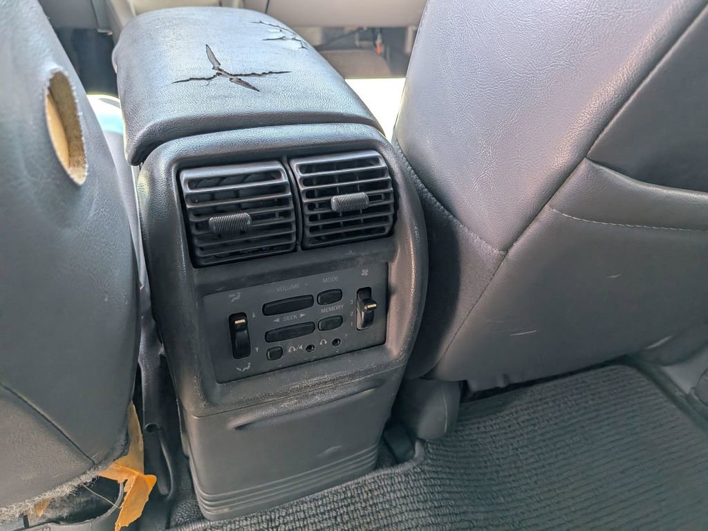 Used 2001 Ford Explorer Sport Trac 4x4 image 33