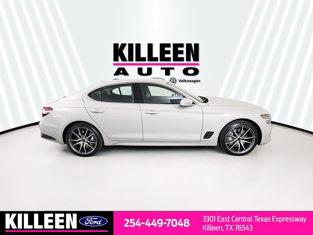 Used 2026 Genesis G70 2.5T image 9