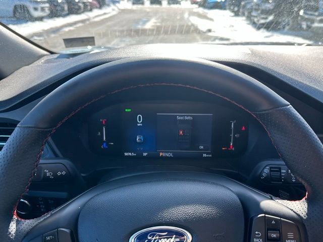 Used 2025 Ford Escape ST-Line w/ Equipment Group 301A image 23