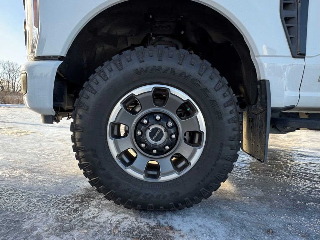 Used 2024 Ford F250 Lariat w/ Lariat Ultimate Package image 12