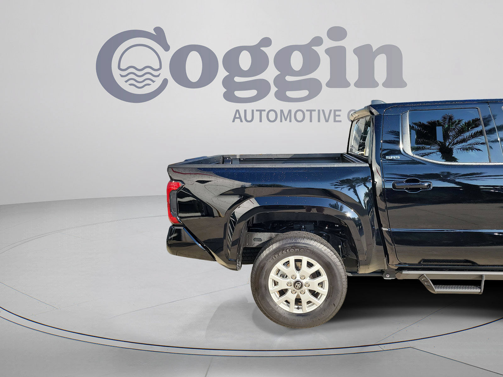 Certified 2025 Toyota Tacoma SR5 AWD/4WD image 32