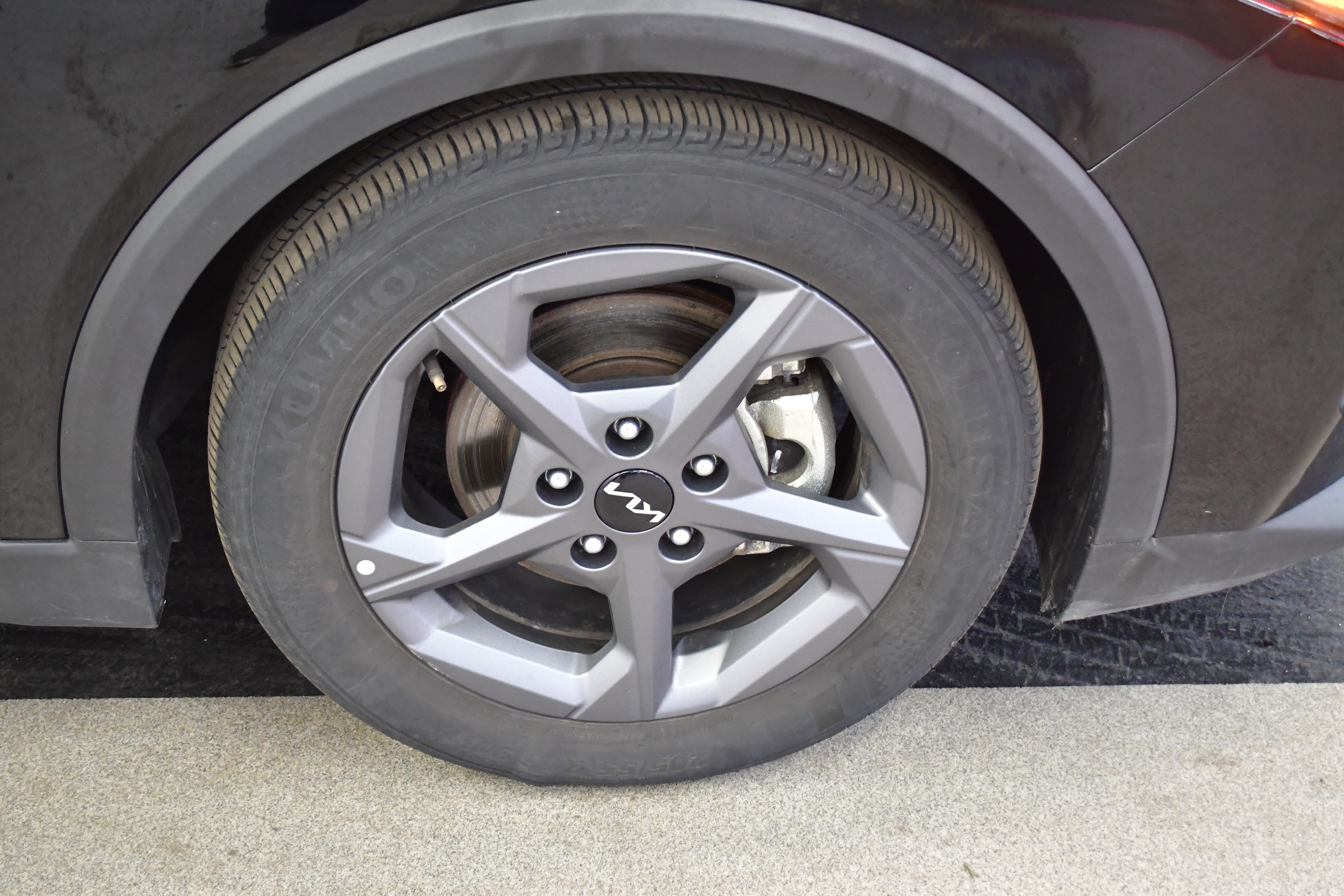 Used 2025 Kia K4 FWD image 32