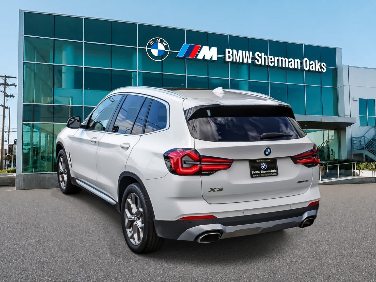 Used 2023 BMW X3 sDrive30i w/ Convenience Package RWD image 6