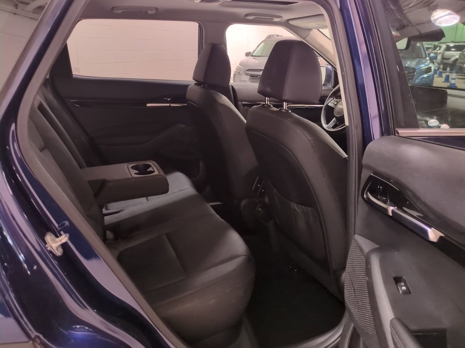 Used 2022 Kia Seltos EX image 12