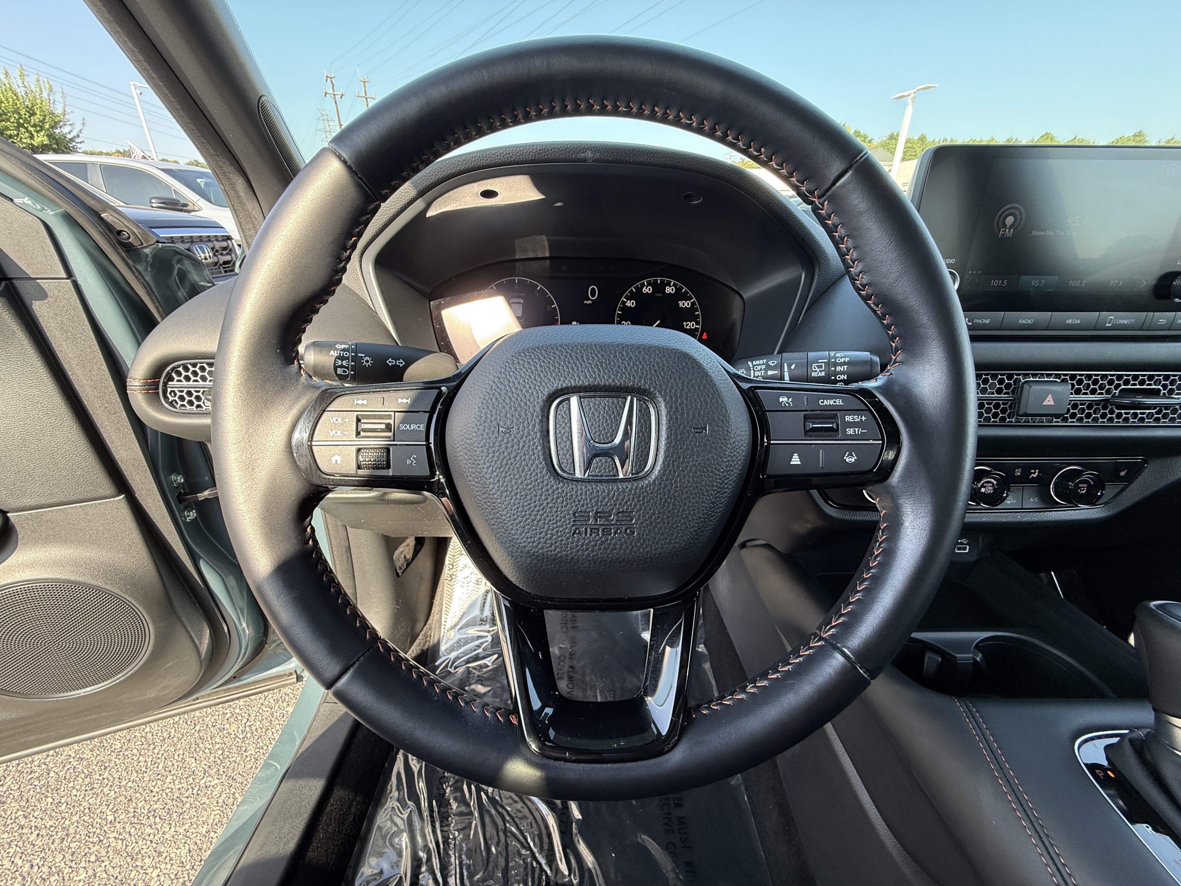 Used 2025 Honda HR-V Sport image 18