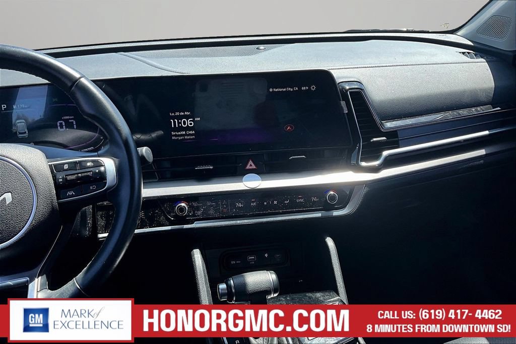 Used 2025 Kia Sportage EX w/ Premium Package FWD image 9