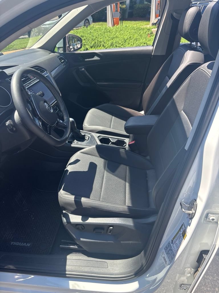 Used 2021 Volkswagen Tiguan S FWD image 8