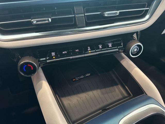 New 2026 Chevrolet Equinox EV LT image 25