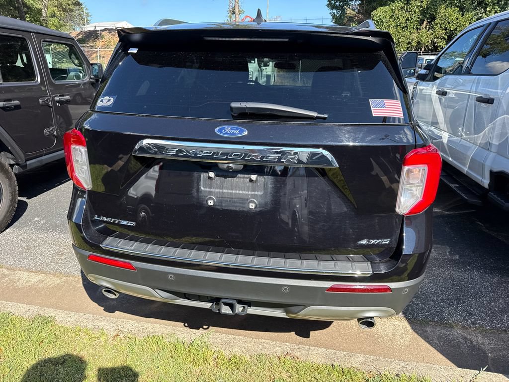Used 2021 Ford Explorer Limited w/ Equipment Group 301A AWD/4WD image 15