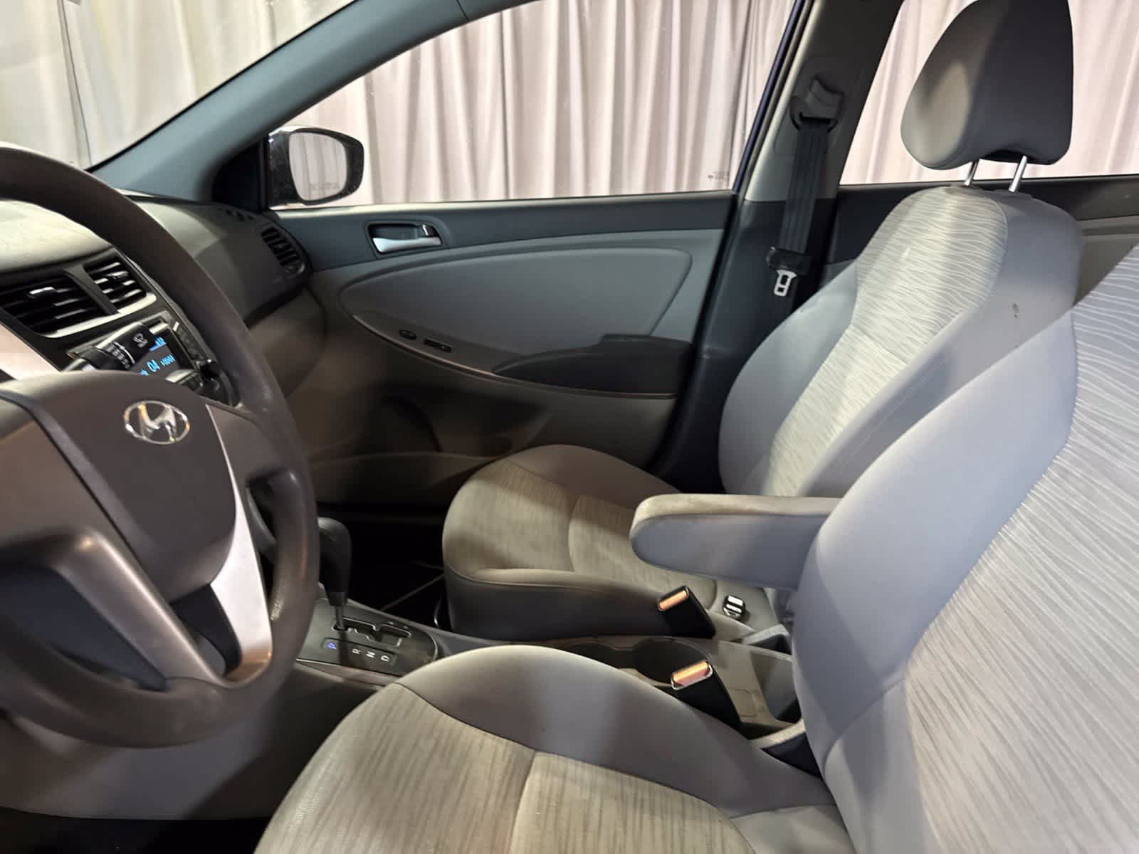 Used 2017 Hyundai Accent SE FWD image 12