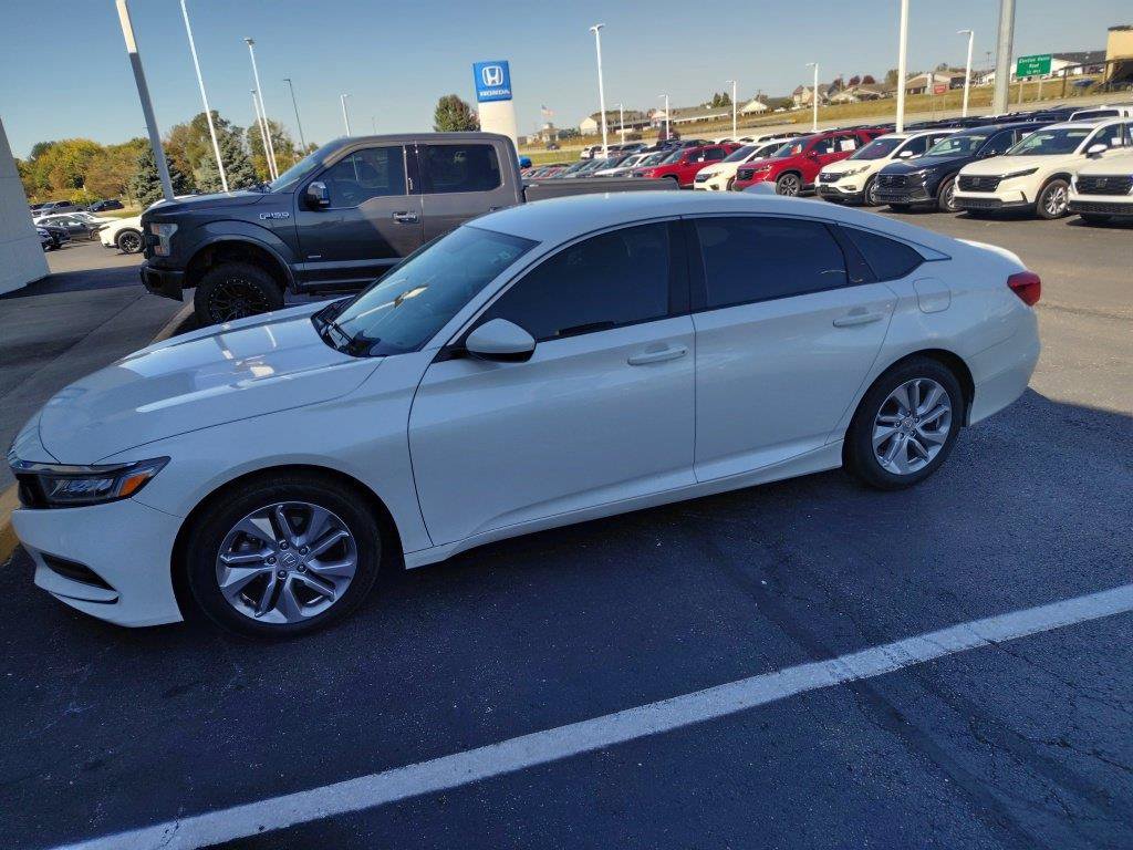 Used 2019 Honda Accord LX image 2