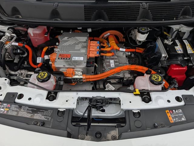 Used 2023 Chevrolet Bolt LT w/ Infotainment Package image 33