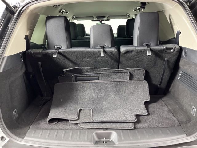 Used 2023 Nissan Pathfinder SV image 49