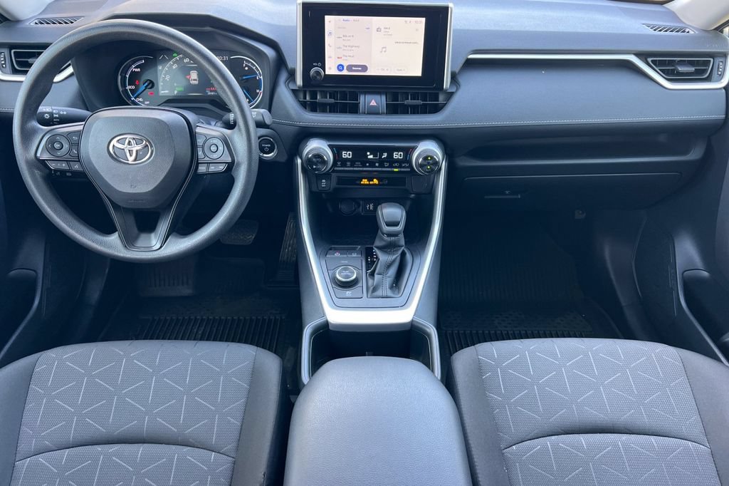 Certified 2025 Toyota RAV4 XLE AWD/4WD image 15