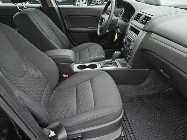 Used 2010 Ford Fusion SE FWD image 29