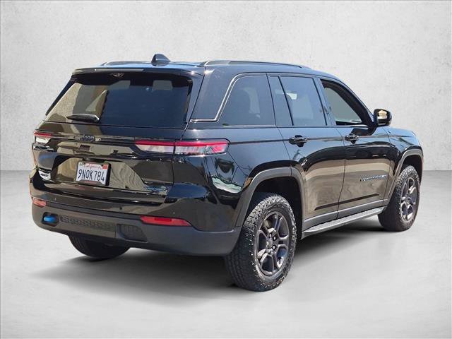 Used 2023 Jeep Grand Cherokee Trailhawk w/ Luxury Tech Group III AWD/4WD image 5