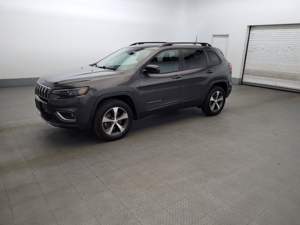 Used 2022 Jeep Cherokee Limited AWD/4WD image 2