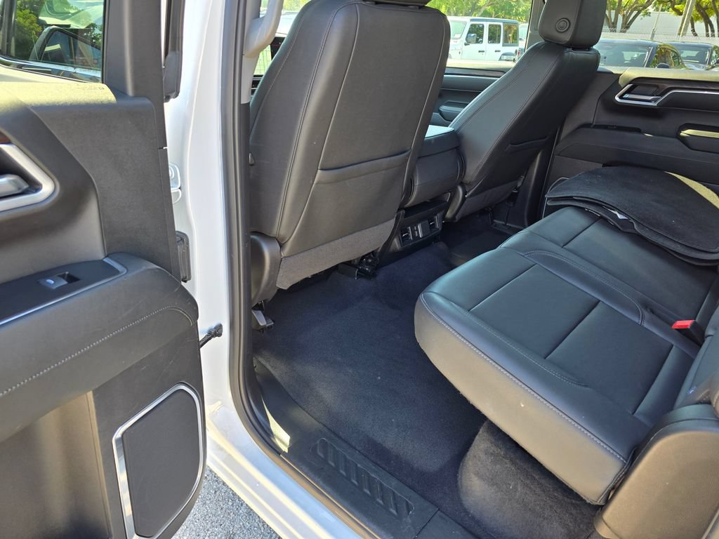 Used 2025 GMC Sierra 1500 SLT AWD/4WD image 37