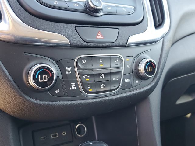 Used 2020 Chevrolet Equinox LT w/ Midnight Edition image 27