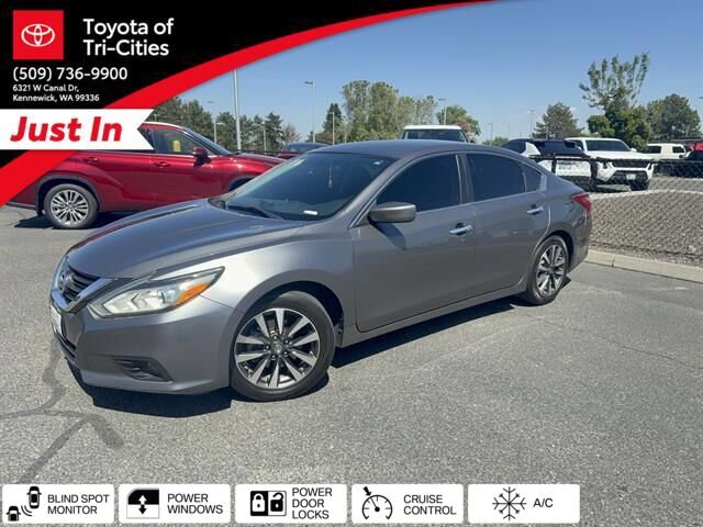 Used 2017 Nissan Altima 2.5 SV FWD image 31