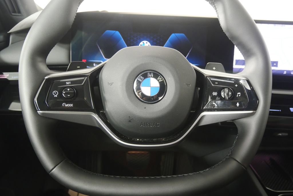 Certified 2025 BMW 530i image 19