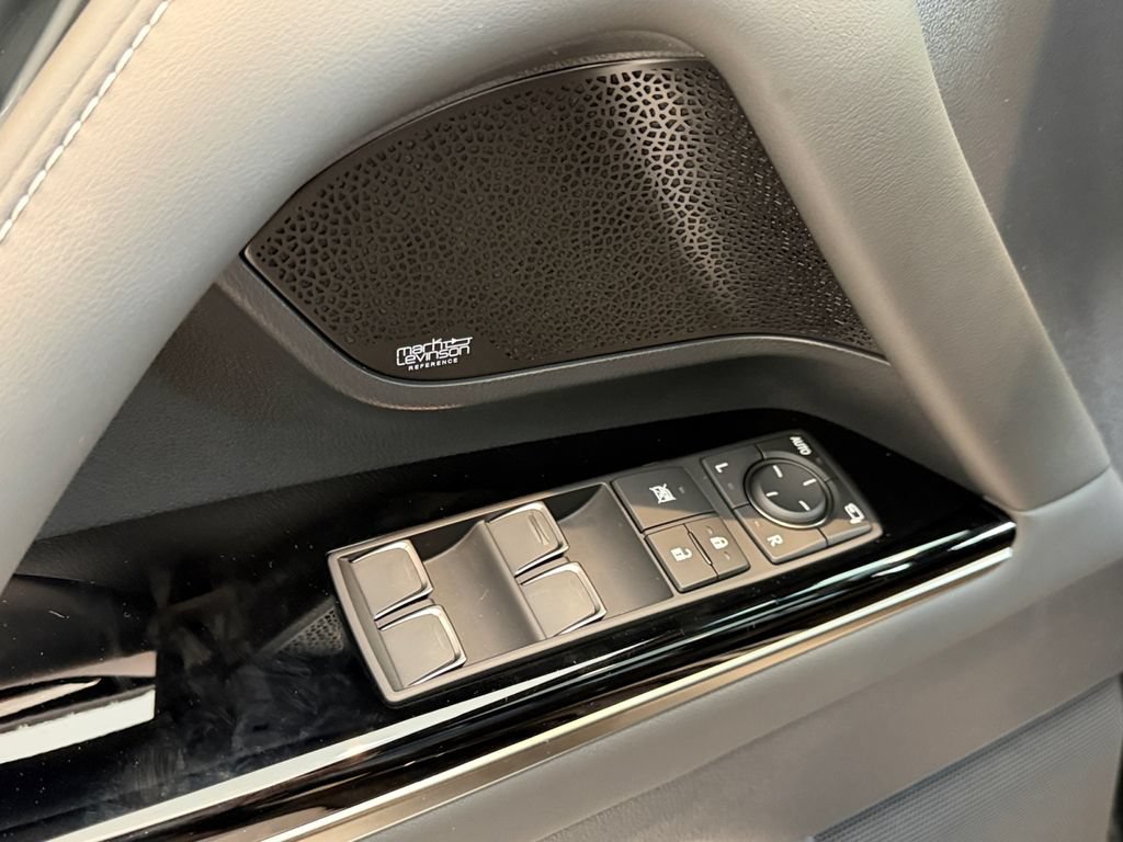 New 2026 Lexus LX 700h Luxury AWD/4WD image 12
