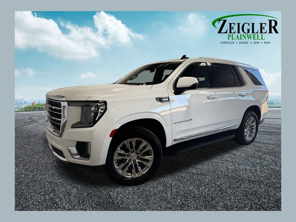 Used 2024 GMC Yukon SLT w/ SLT Luxury Package
