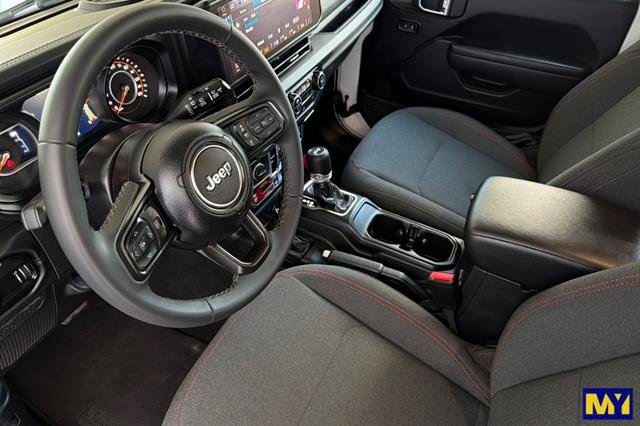 Used 2026 Jeep Wrangler Unlimited Rubicon AWD/4WD image 10
