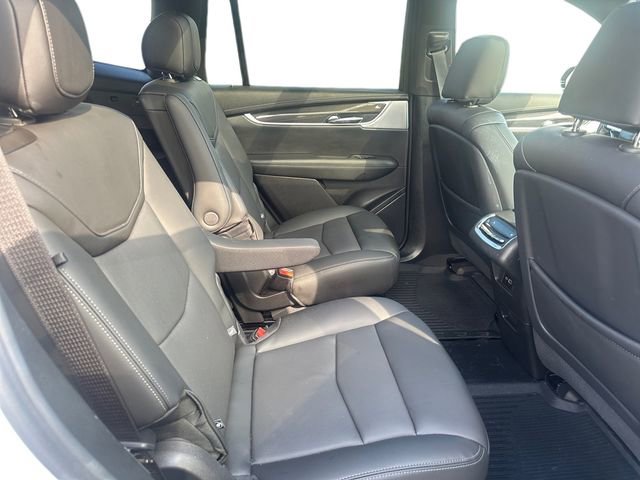 Used 2024 Cadillac XT6 Sport w/ Technology Package image 10