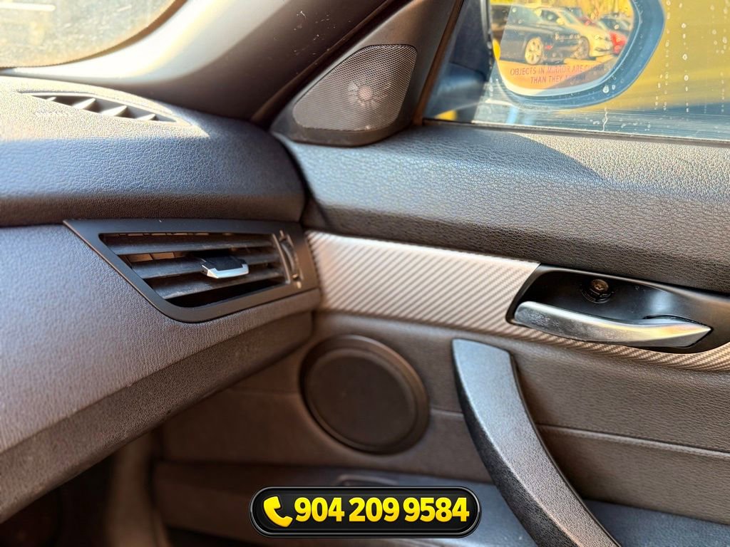 Used 2011 BMW Z4 sDrive35is image 14