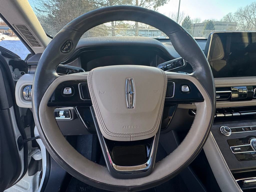 Used 2021 Lincoln Aviator Reserve w/ Equipment Group 202A image 16