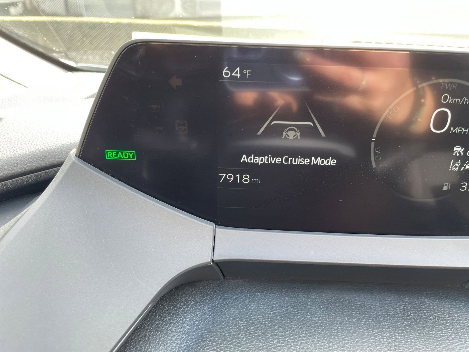 Used 2025 Toyota Prius LE image 40