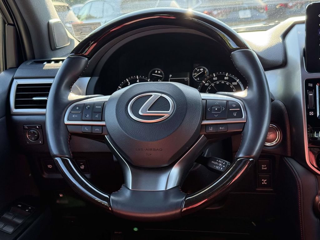 Used 2023 Lexus GX 460 Premium w/ Premium Package AWD/4WD image 9