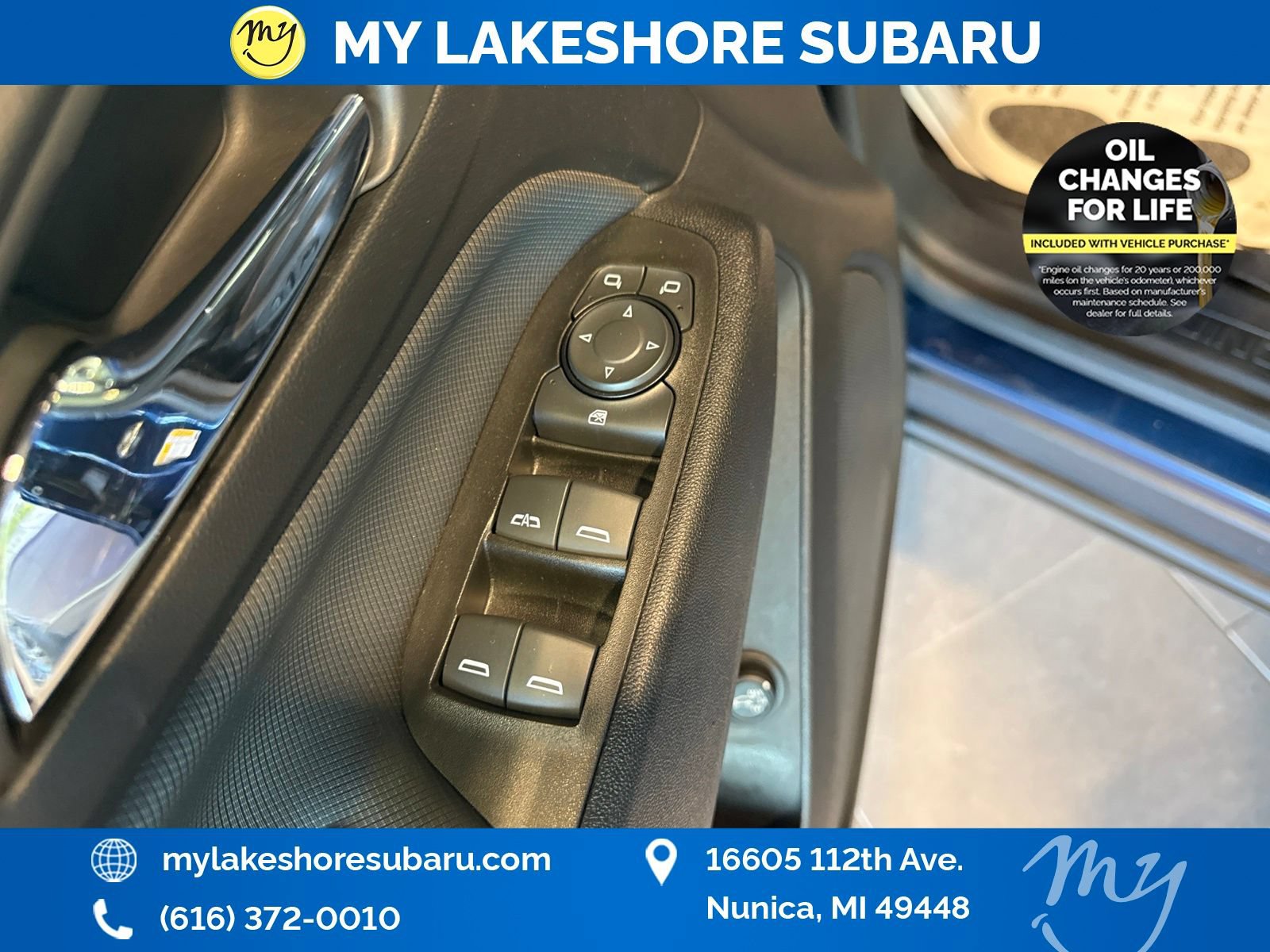 Used 2023 Chevrolet Equinox RS w/ LPO, Floor Liner Package AWD/4WD image 13