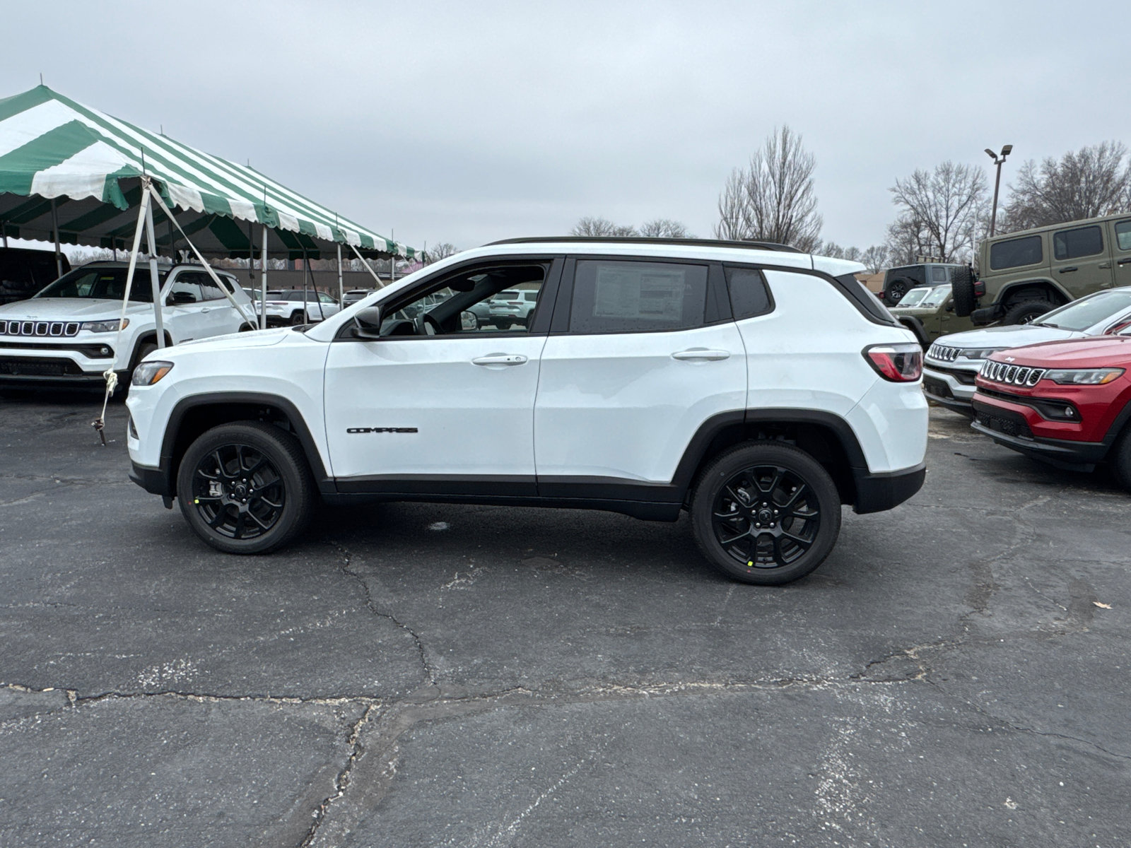 New 2026 Jeep Compass Latitude AWD/4WD image 3