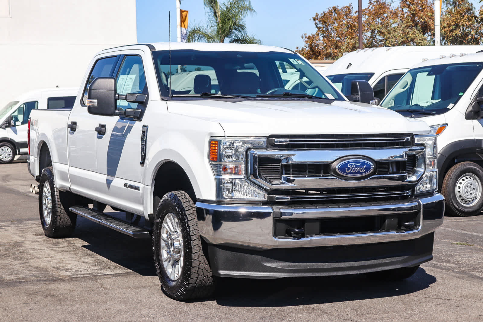 Used 2022 Ford F250 XLT AWD/4WD image 3