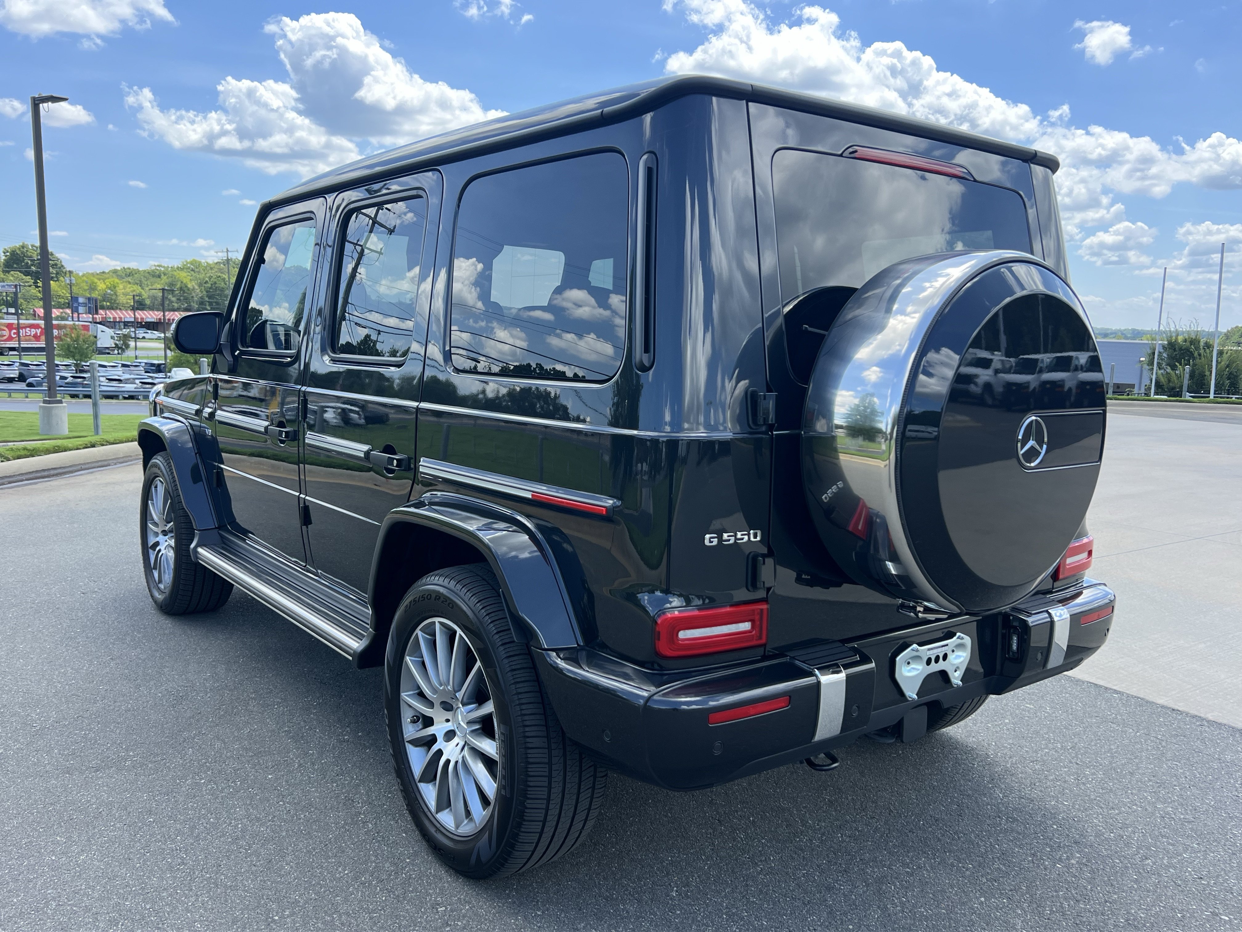 Used 2022 Mercedes-Benz G 550 image 7