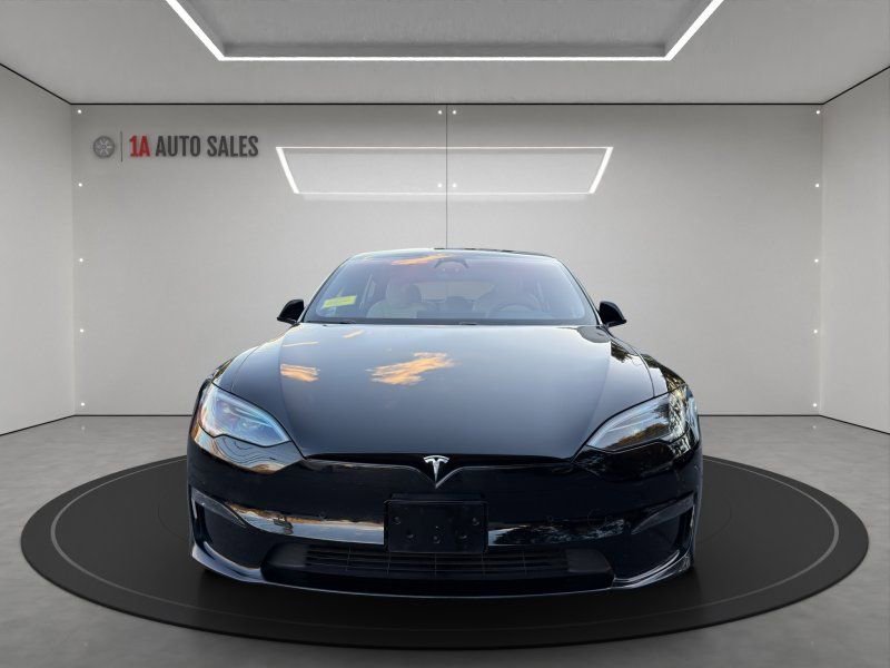 Used 2022 Tesla Model S Plaid image 8