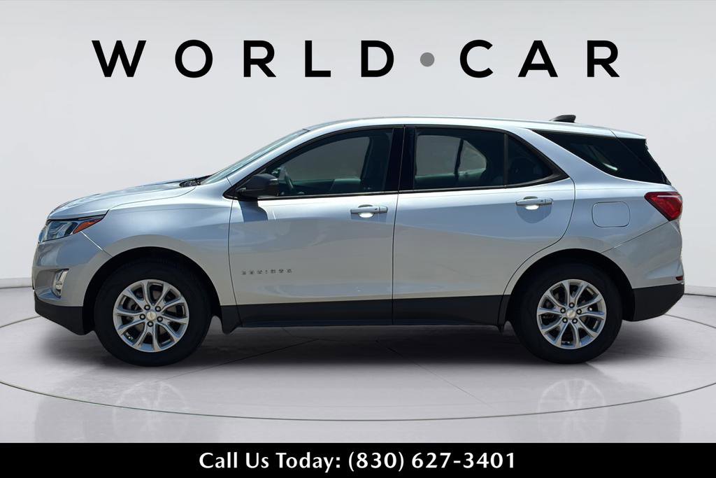 Used 2018 Chevrolet Equinox LS FWD image 12