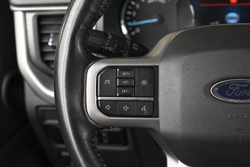 Used 2024 Ford Expedition XLT RWD image 18