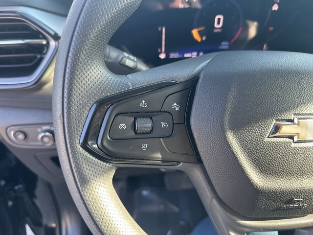 Used 2025 Chevrolet TrailBlazer LT AWD/4WD image 19