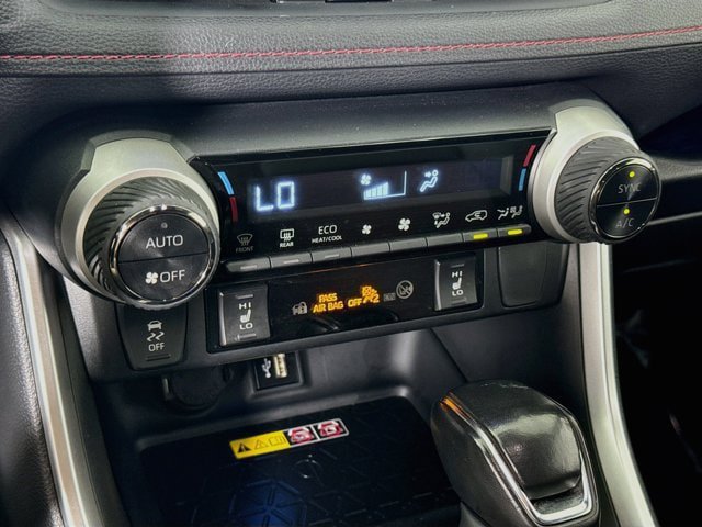 Certified 2024 Toyota RAV4 XSE w/ Weather Package AWD/4WD image 17