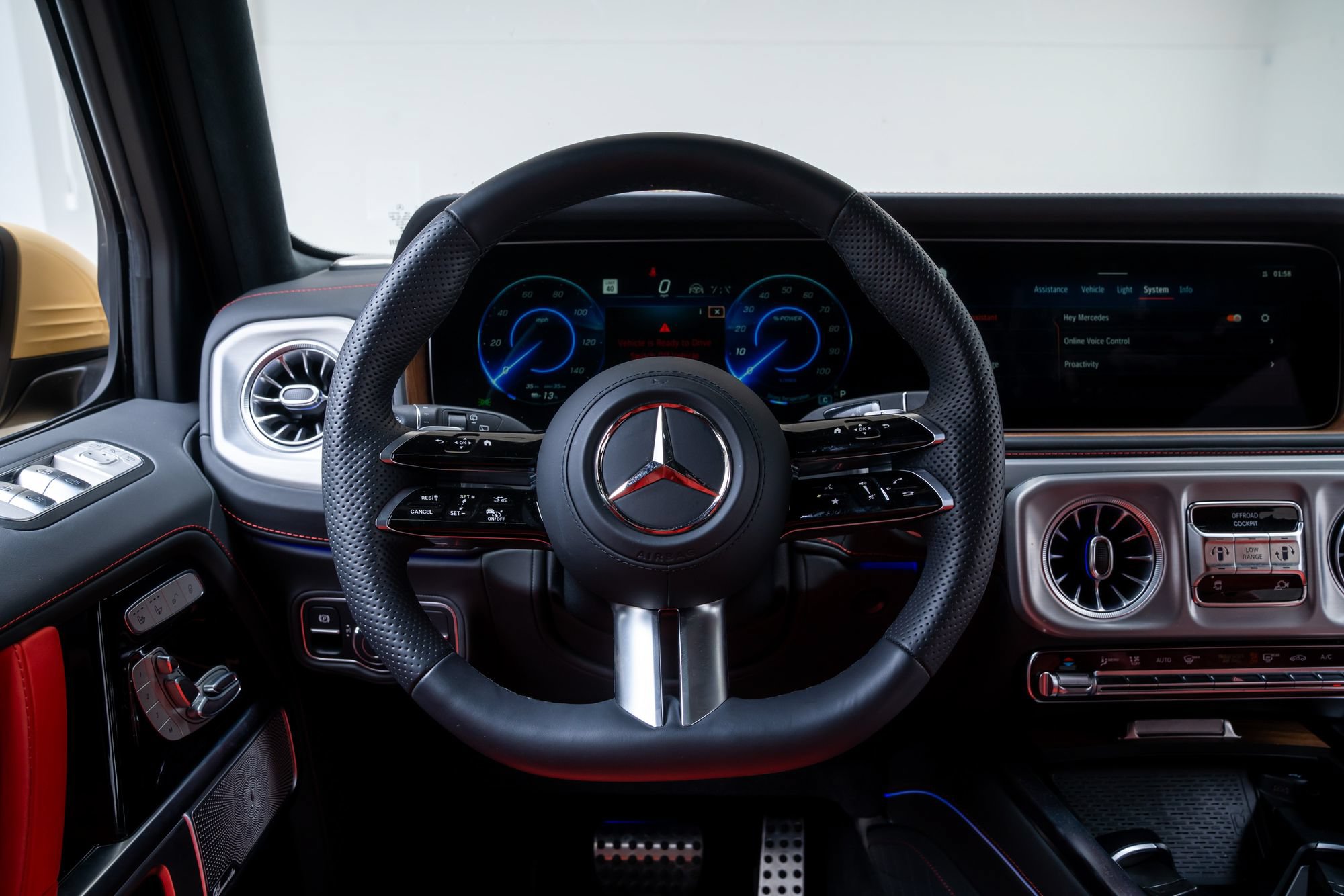 Used 2025 Mercedes-Benz G 580 w/ EQ Technology image 12
