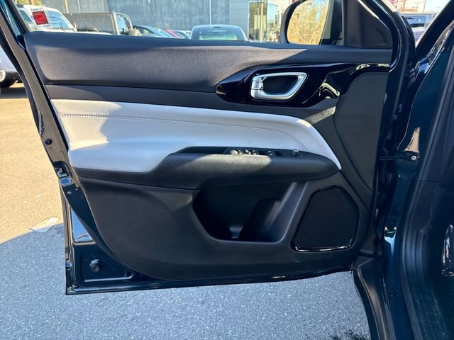 New 2026 Jeep Compass Limited image 15