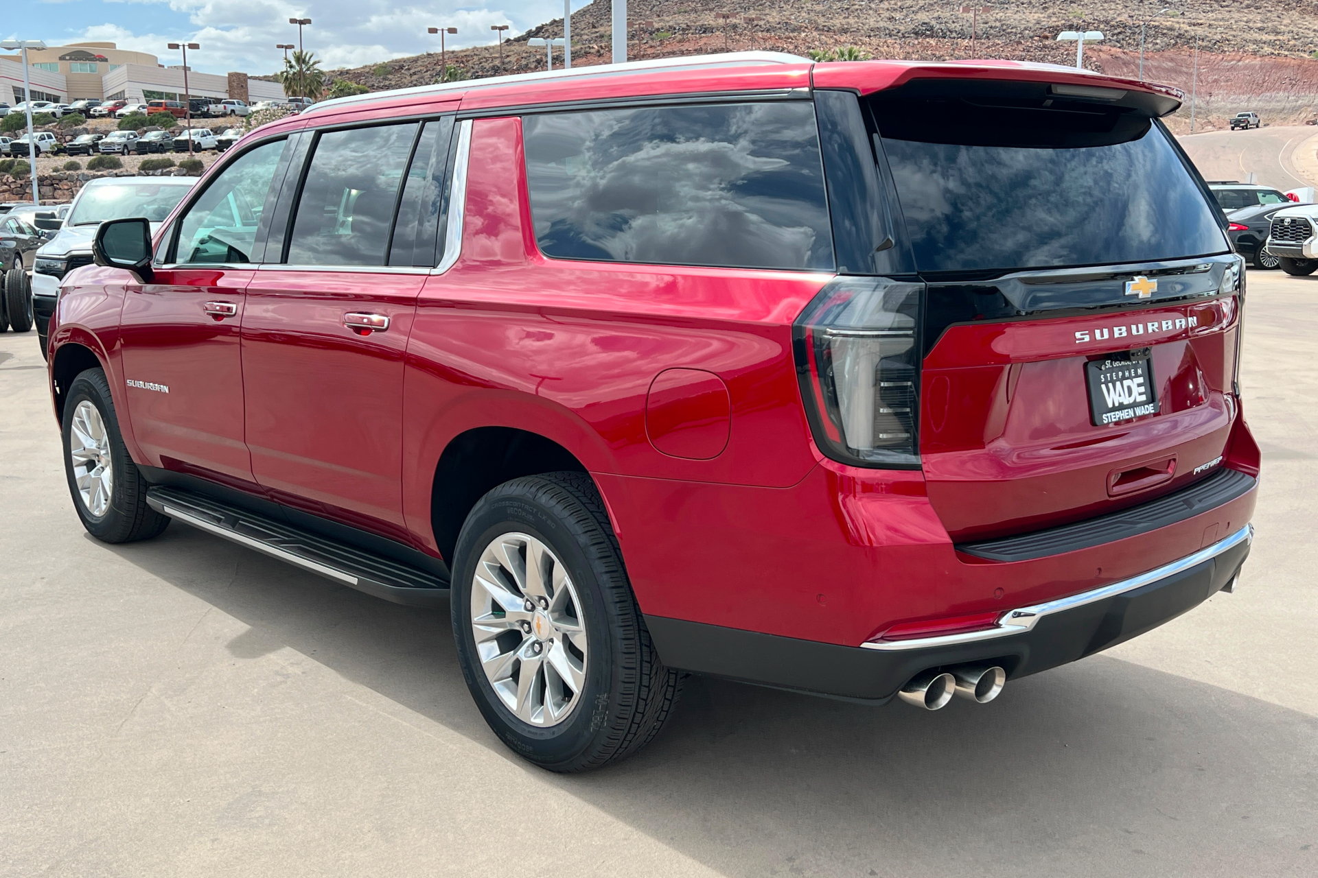 New 2026 Chevrolet Suburban Premier AWD/4WD image 3
